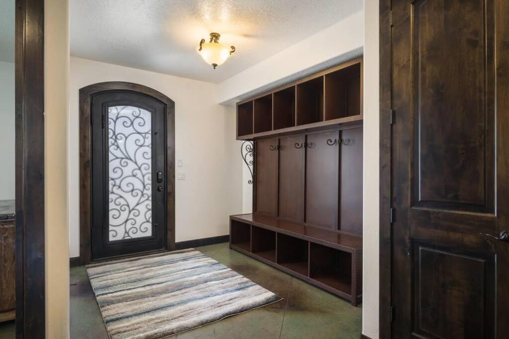 Luxury Downtown Rental Moab Exterior photo
